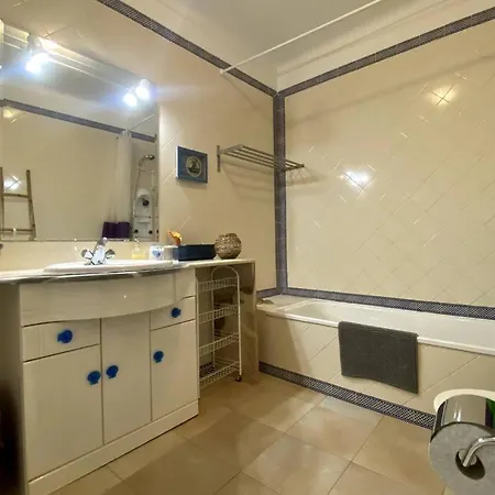 Castelos Da Rocha By Coral